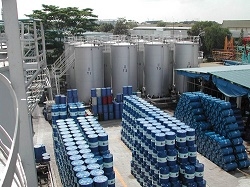 nhà máy dầu nhớt