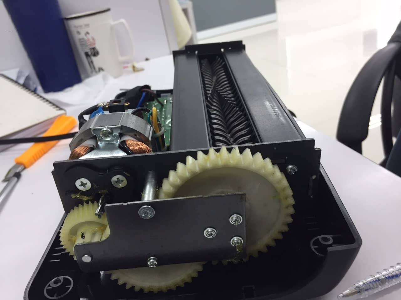 mỡ bò bôi trơn bánh răng nhưa