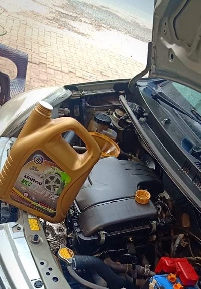 tìm nhà phân phối dầu nhớt ô tô gốc tổng hợp