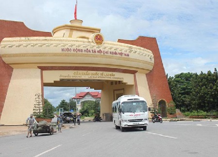 ban-nhot-dong-co-tai-khu-kinh-te-dac-biet-lao-bao-quang-tri