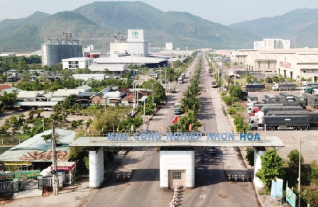 ban-dau-may-nen-khi-tai-kcn-nhon-hoa-binh-dinh