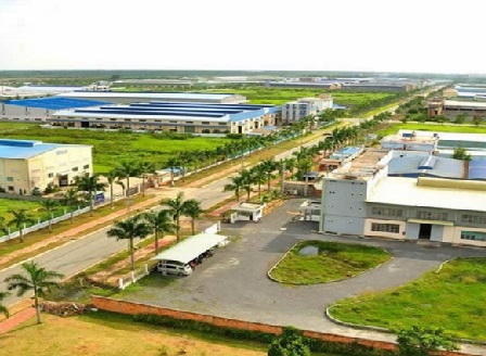 ban-dau-nhot-dong-co-tai-kcn-tan-duc-long-an