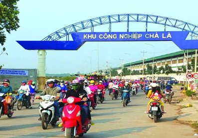 dai-ly-ban-mo-boi-tron-grenvo-tai-kcn-cha-la-tay-ninh