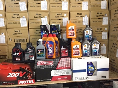 dầu nhớt xe máy gốc tổng hợp United Oil