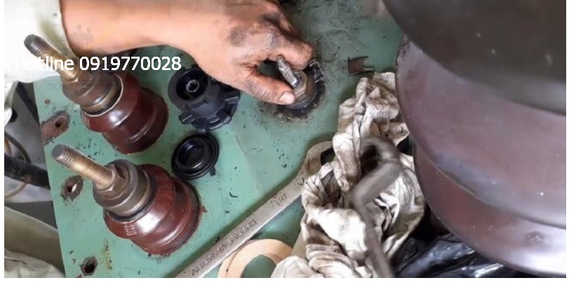 nguyen-nhan-ro-ri-dau-may-bien-ap