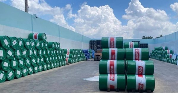 Dầu bánh răng công nghiệp Castrol Alpha HC 68 EP