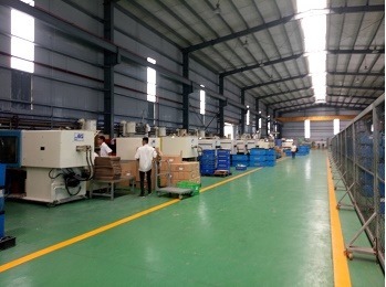 Dầu thủy lực máy ép nhựa – máy ép phun nghành khuôn mẫu