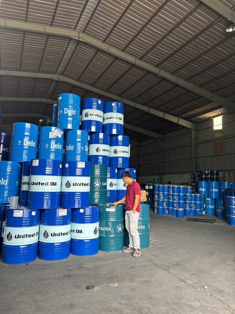 Hệ thống làm lạnh dầu tuần hoàn trong máy CNC